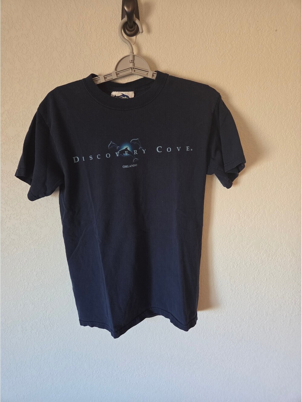 Discovery Cove Orlando Navy Blue Graphic T-Shirt